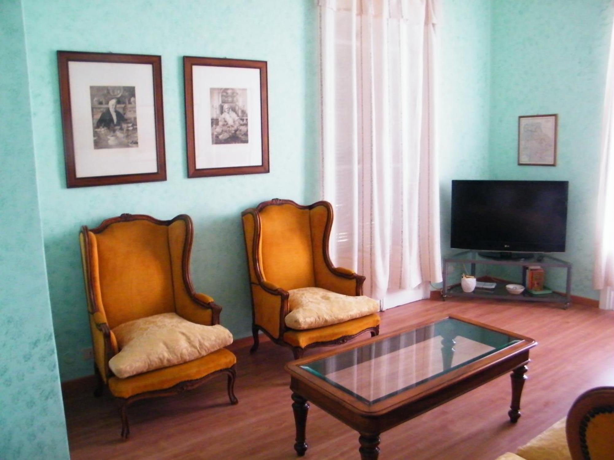 Appartamento Vacanze I Provenzali Bordighera Ruang foto